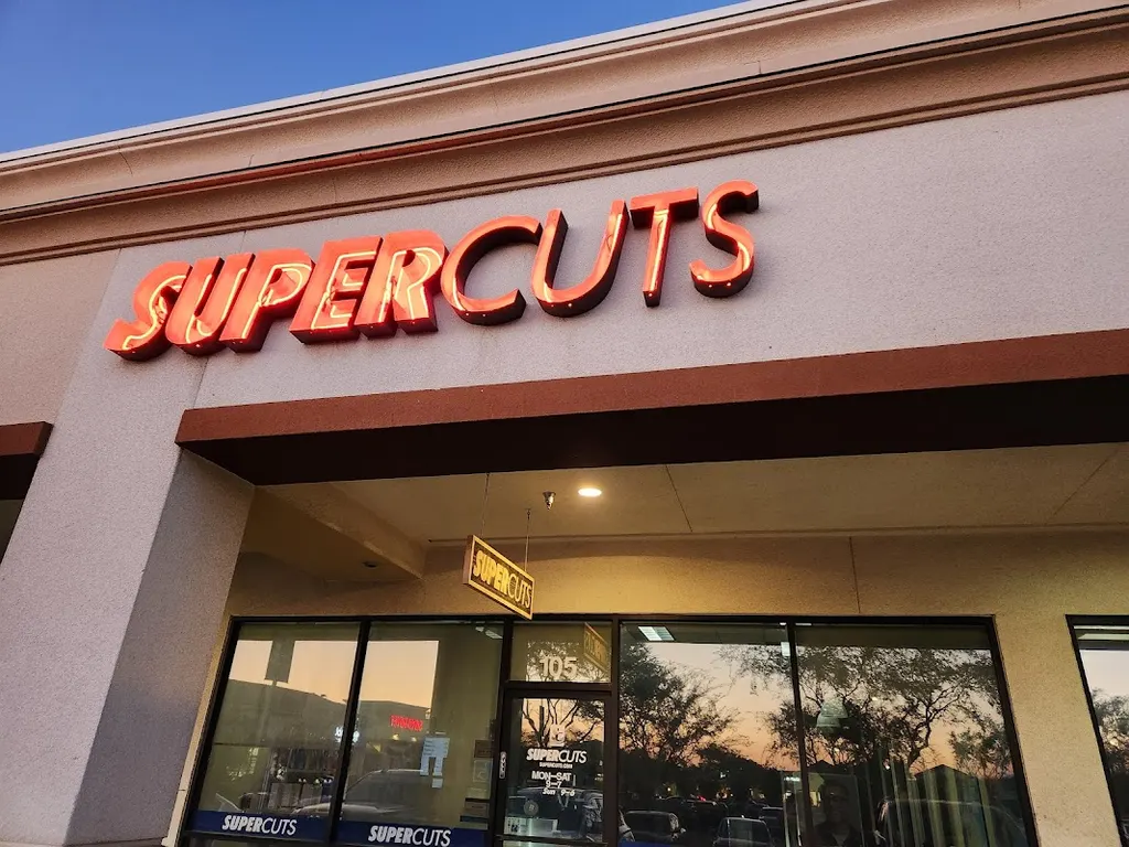 SUPERCUTS — Hair salon in Hanford